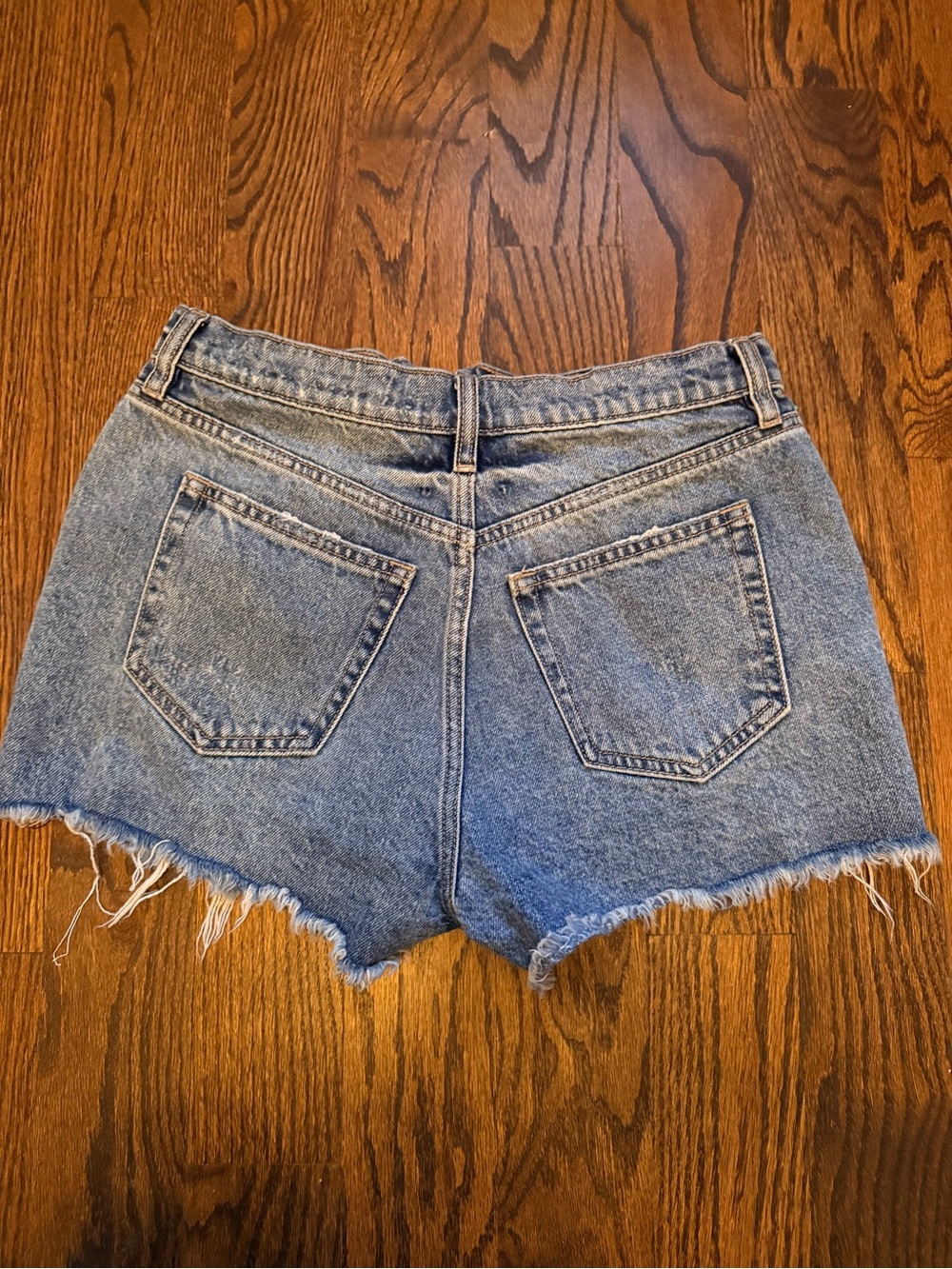 Altar’d State distressed Jean shorts. Size small. - Picture 3 of 3